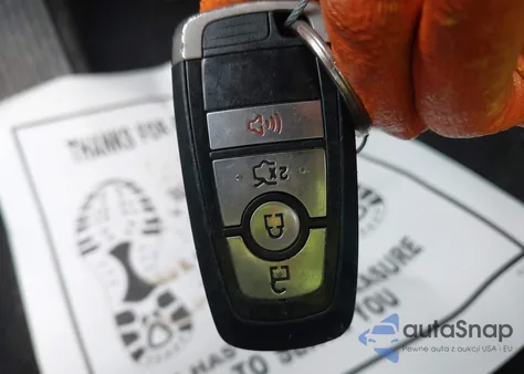 2020 Ford Fusion Se z USA, uszkodzony, nr VIN 3FA6P0T92LR249152